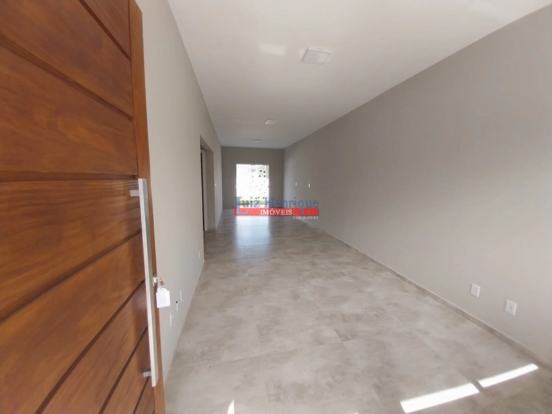 Linda casa novíssima.: 3ª foto da galeria de imagens do imóvel