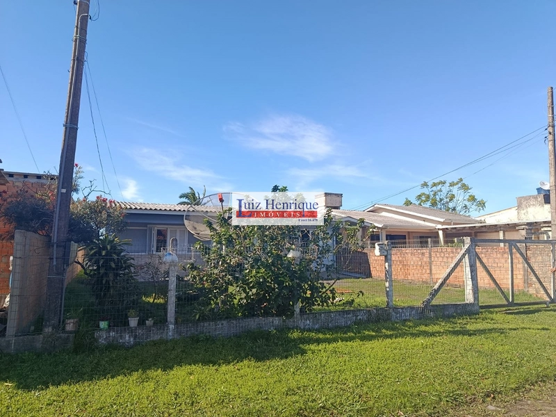Casa à venda em Capão Novo: 3ª foto da galeria de imagens do imóvel