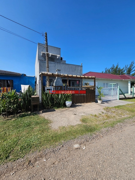 Loft em Capão Novo: 2ª foto da galeria de imagens do imóvel