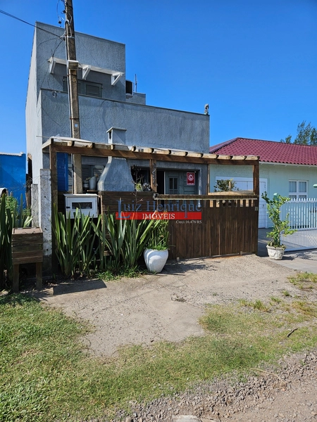 Loft em Capão Novo: 3ª foto da galeria de imagens do imóvel