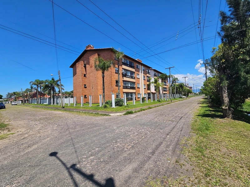 Térreo frente Norte: 2ª foto da galeria de imagens do imóvel