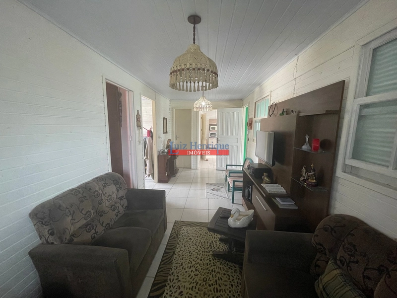 Bem perinho do mar.: 8ª foto da galeria de imagens do imóvel