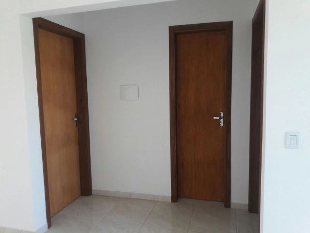 Casa geminada em região de moradores.: 7ª foto da galeria de imagens do imóvel