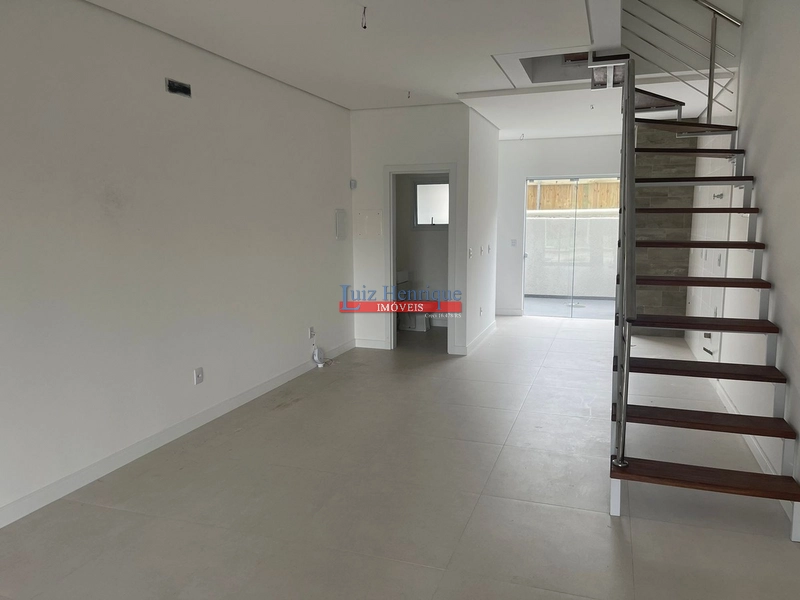 Bem pertinho do mar e nunca habitado.: 3ª foto da galeria de imagens do imóvel