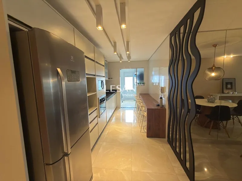 Apartamento 03 domitórios PORTEIRA FECHADA no Canto do Forte, Praia Grande: 3ª foto da galeria de imagens do imóvel