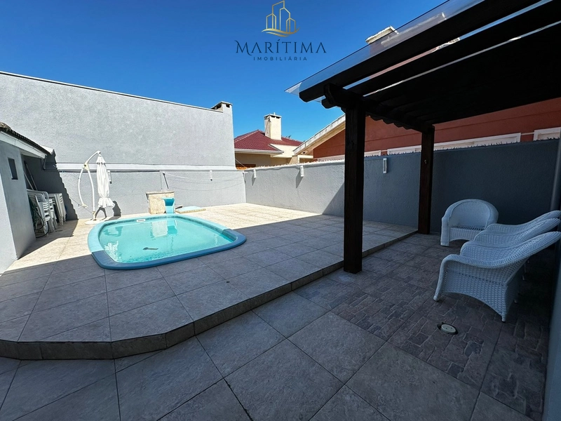 Casa no Centro de Imbé, com 05 dormitórios e piscina!: 35ª foto da galeria de imagens do imóvel