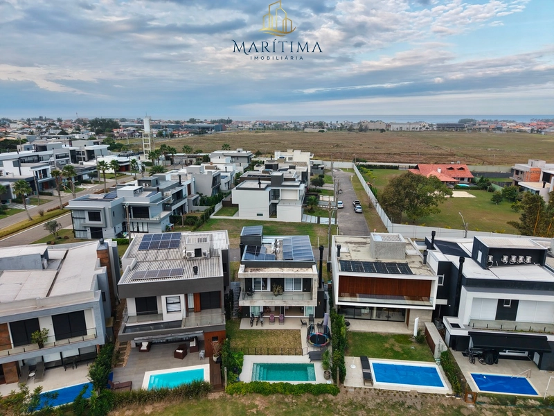 Sobrado com 04 suítes  e piscina, em Xangri-lá!!!: 31ª foto da galeria de imagens do imóvel