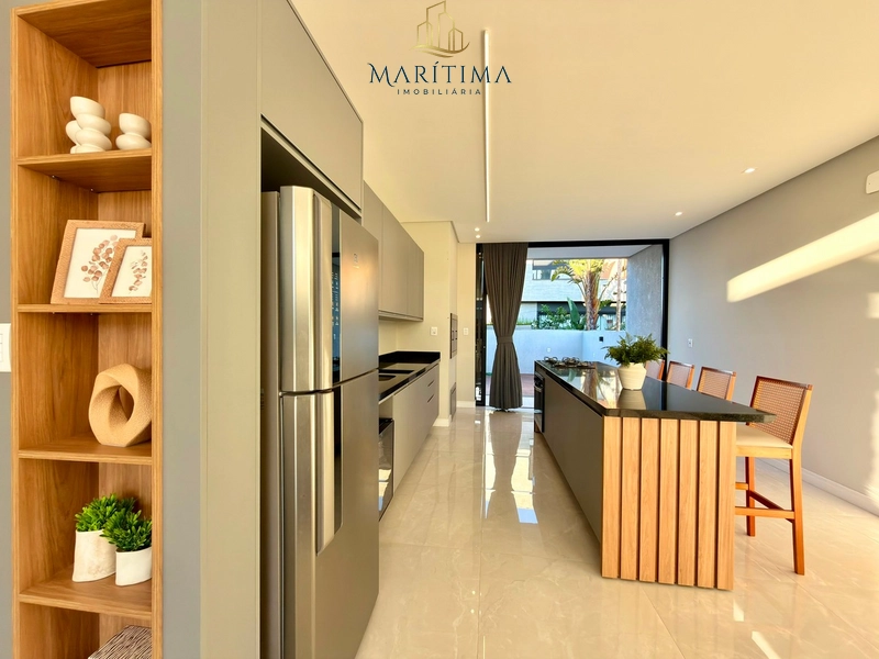 Casa com 04 suítes e piscina, em Xangri-lá!!: 9ª foto da galeria de imagens do imóvel