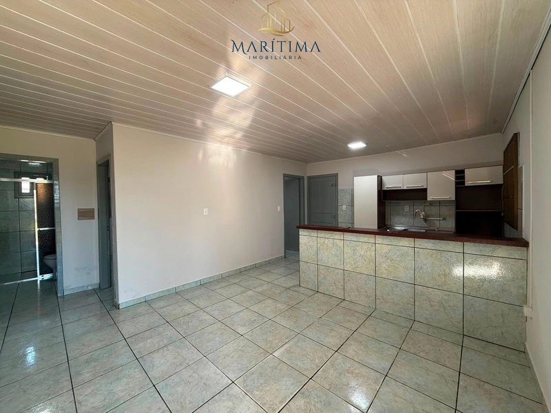 Casa com 04 dormitórios e pátio amplo, em bairro de moradores fixos!: 5ª foto da galeria de imagens do imóvel