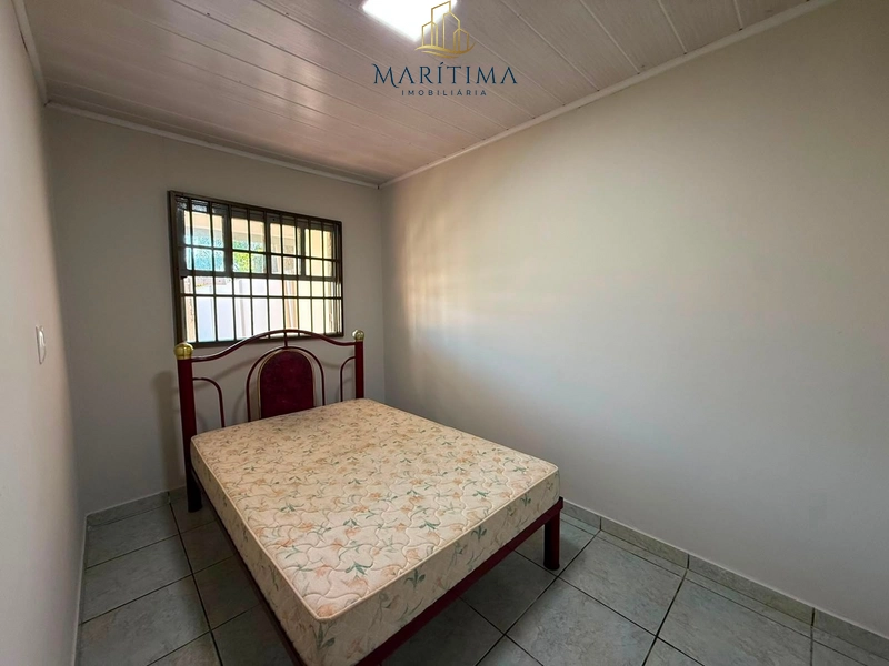 Casa com 04 dormitórios e pátio amplo, em bairro de moradores fixos!: 13ª foto da galeria de imagens do imóvel