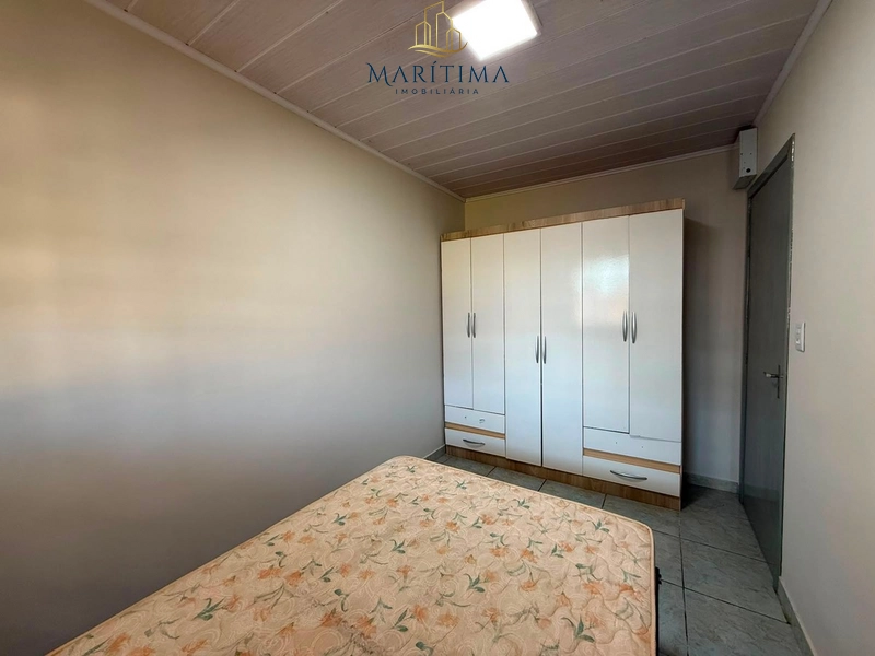 Casa com 04 dormitórios e pátio amplo, em bairro de moradores fixos!: 14ª foto da galeria de imagens do imóvel