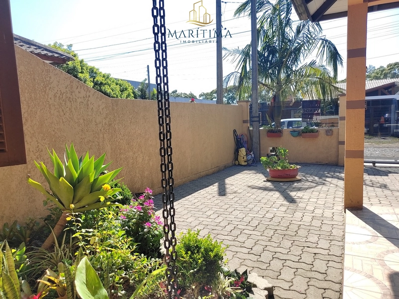 Casa com 02 dormitórios e piscina, localizada em Nova Tramandaí!: 4ª foto da galeria de imagens do imóvel