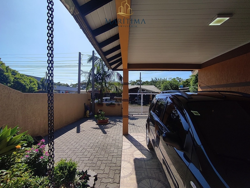 Casa com 02 dormitórios e piscina, localizada em Nova Tramandaí!: 3ª foto da galeria de imagens do imóvel