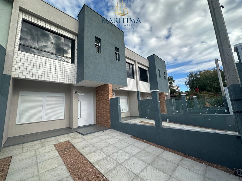 Duplex no Coração de Tramandaí – Próximo à Avenida da Igreja!: 3ª foto da galeria de imagens do imóvel
