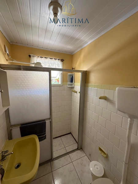 Casa à Venda: Localização Central com Jardim e Piscina!: 18ª foto da galeria de imagens do imóvel
