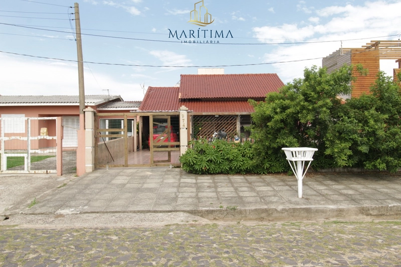 Excelente casa em Tramandaí!: 1ª foto da galeria de imagens do imóvel