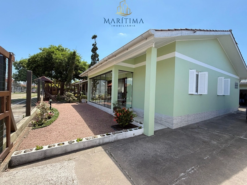 Casa a venda no Centro de Tramandaí, próxima ao mar: 27ª foto da galeria de imagens do imóvel
