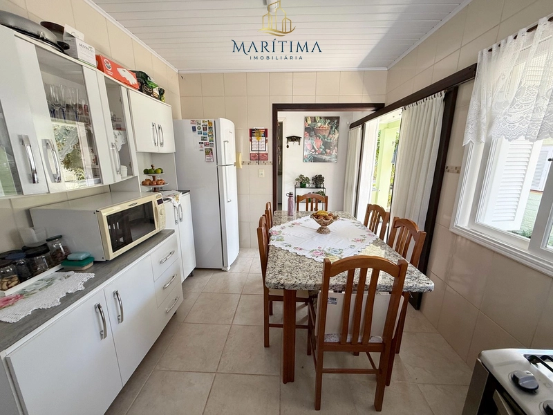 Casa a venda no Centro de Tramandaí, próxima ao mar: 17ª foto da galeria de imagens do imóvel
