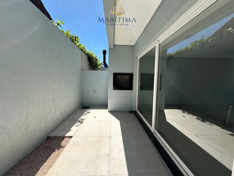 Duplex Moderno em Tramandaí – Acabamento de Alto Padrão: 13ª foto da galeria de imagens do imóvel