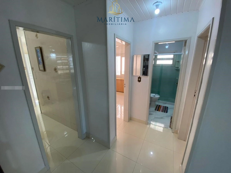 Linda casa com piscina!: 13ª foto da galeria de imagens do imóvel