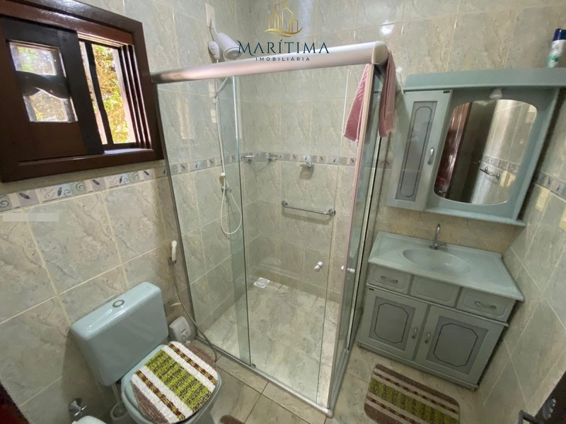 Linda casa com piscina!: 28ª foto da galeria de imagens do imóvel