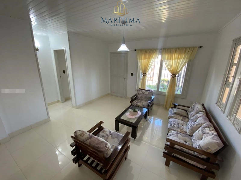 Linda casa com piscina!: 5ª foto da galeria de imagens do imóvel