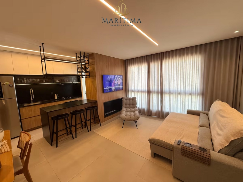 Apartamento decorado de 2 quartos,  frente leste com vista mar!: 1ª foto da galeria de imagens do imóvel