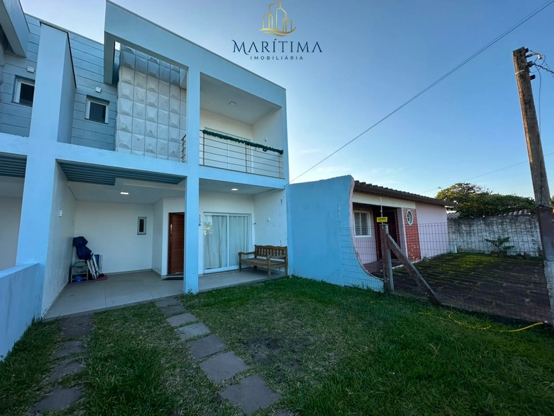 Sobrado com 03 dormitórios, próximo ao centrinho de Nova Tramandaí!!: 2ª foto da galeria de imagens do imóvel