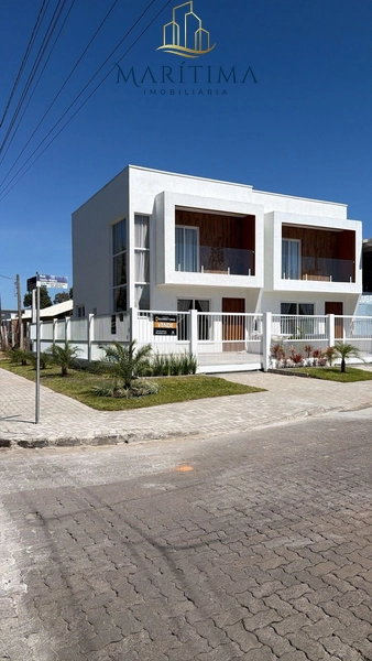 Sobrado mobiliado e decorado, no Centro de Imbé!: 1ª foto da galeria de imagens do imóvel