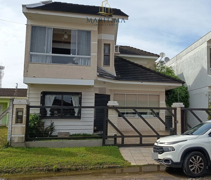 Casa com 03 dormitórios, em região de moradores!: 1ª foto da galeria de imagens do imóvel