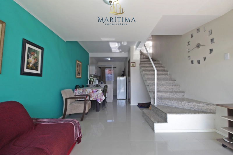 Duplex mobiliado de 02 dormitórios na Zona Nova!: 3ª foto da galeria de imagens do imóvel