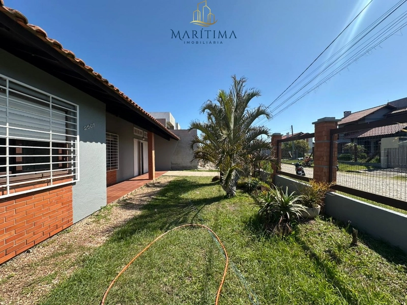 Oportunidade: Casa pé na areia 3 dorms com suíte e piscina: 3ª foto da galeria de imagens do imóvel