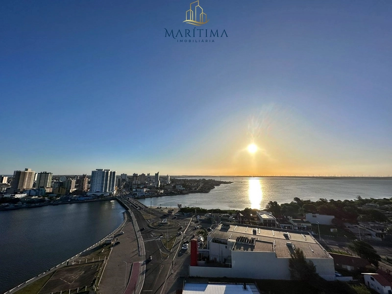 Cobertura duplex com 4 suítes, piscina privada e uma vista de cinema!: 23ª foto da galeria de imagens do imóvel