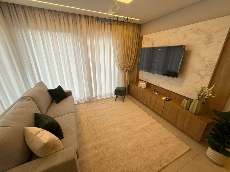 Apartamento decorado, 2 dormitórios leste norte com terraço no Centro!: 2ª foto da galeria de imagens do imóvel