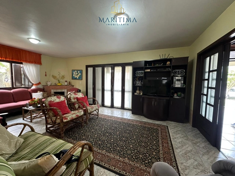 Casa ampla com 5 dormitórios, localizada na Zona Nova de Tramandaí!: 5ª foto da galeria de imagens do imóvel