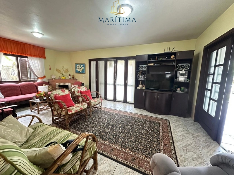 Casa ampla com 5 dormitórios, localizada na Zona Nova de Tramandaí!: 8ª foto da galeria de imagens do imóvel