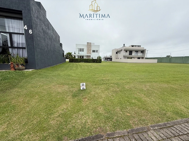 Terreno em condomínio fechado em Tramandaí!: 2ª foto da galeria de imagens do imóvel