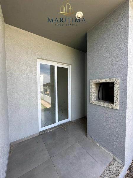 Casa no bairro Zona Nova: 2ª foto da galeria de imagens do imóvel