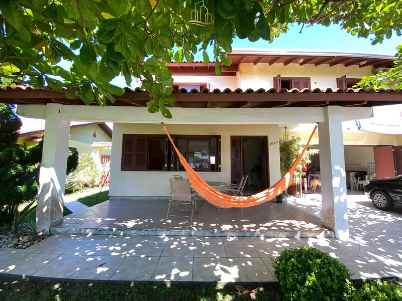 Casa no centro de Tramandaí!: 2ª foto da galeria de imagens do imóvel