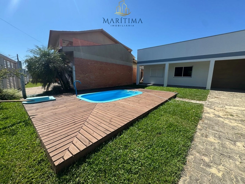 Casa mobiliada com 03 dormitórios e piscina, em Tramandaí!: 2ª foto da galeria de imagens do imóvel