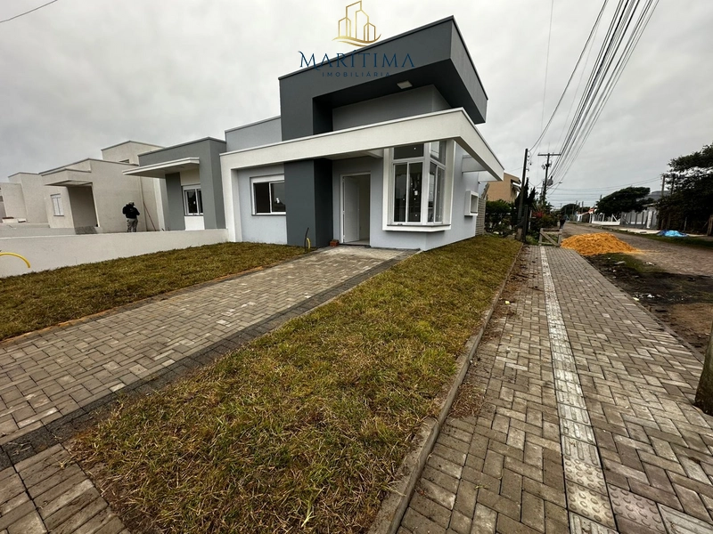 Casa com 02 dormitórios em Tramandaí!!: 1ª foto da galeria de imagens do imóvel