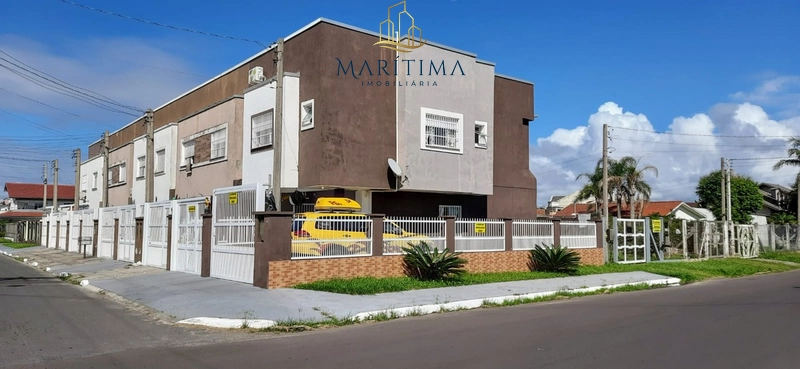 Duplex mobiliado, bem localizado em zona de moradores!: 1ª foto da galeria de imagens do imóvel