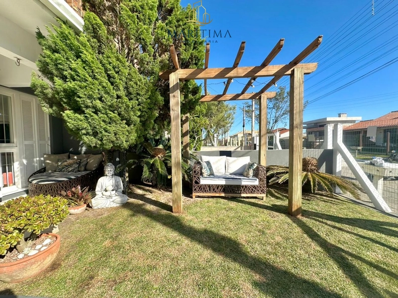 Casa com 04 dormitórios em Imbé!: 3ª foto da galeria de imagens do imóvel