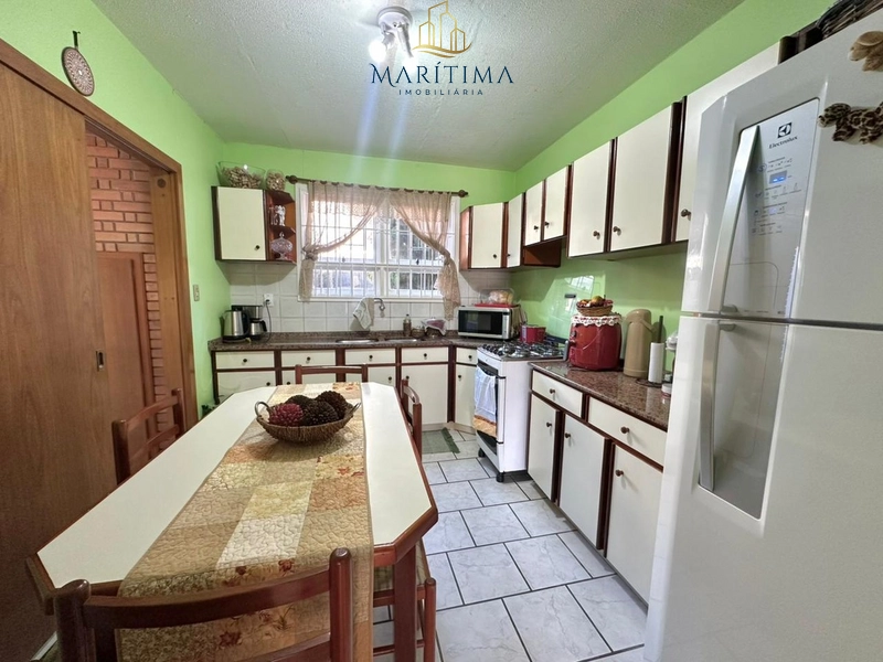 Casa com 04 dormitórios em Imbé!: 18ª foto da galeria de imagens do imóvel