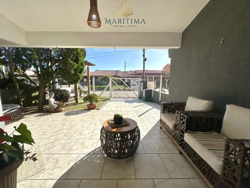 Casa com 04 dormitórios em Imbé!: 4ª foto da galeria de imagens do imóvel