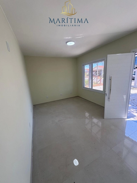 Excelente casa com 05 dormitórios, em Tramandaí!: 2ª foto da galeria de imagens do imóvel