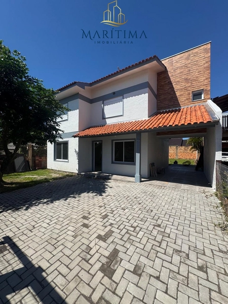 Excelente casa com 05 dormitórios, em Tramandaí!: 1ª foto da galeria de imagens do imóvel