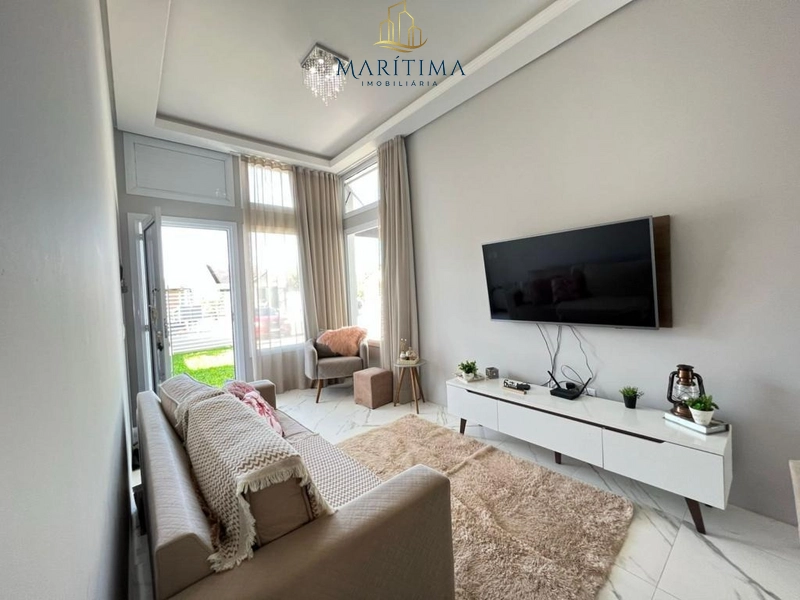 Casa geminada com 02 dormitórios e piscina!: 2ª foto da galeria de imagens do imóvel