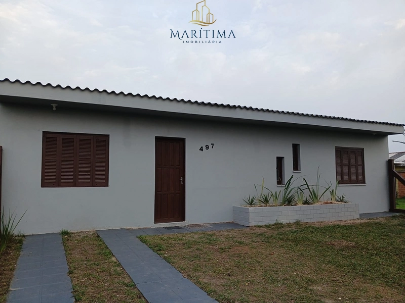 Casa com 03 dormitórios, em Imbé!: 2ª foto da galeria de imagens do imóvel
