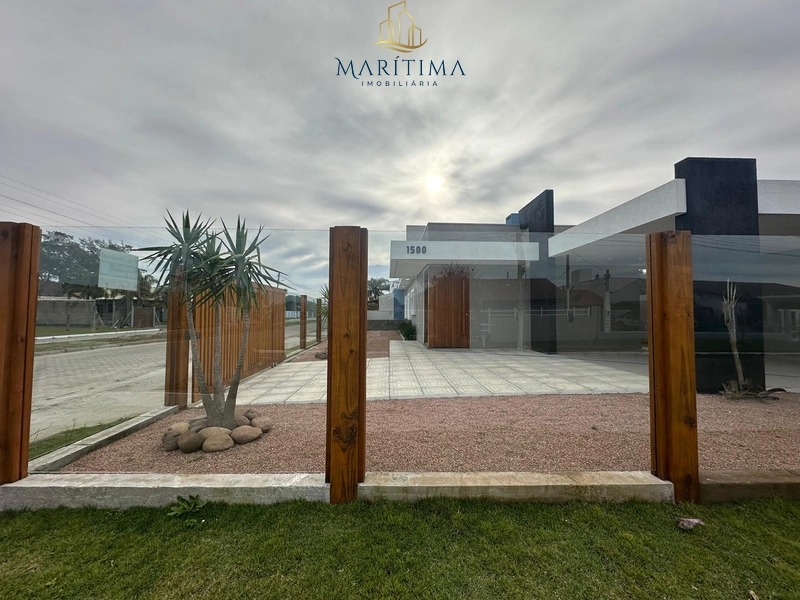 Casa térrea mobiliada a venda na praia de Imbé, Centro!: 2ª foto da galeria de imagens do imóvel